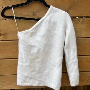 Le Chateau white M ANGORA RABBIT blend white off the shoulder sweater.